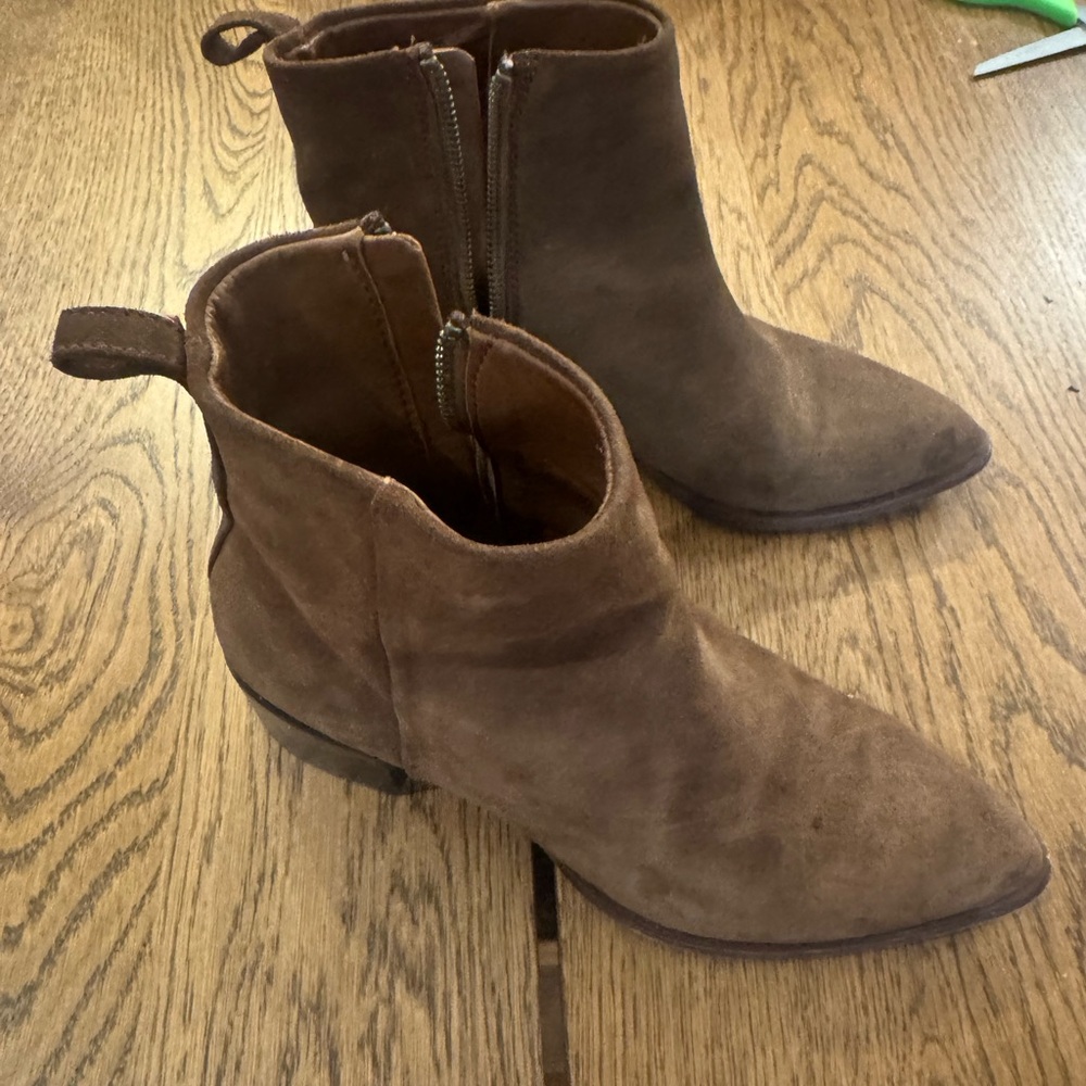 Women’s THURSDAY BOOT Brown Suede Ankle Boots
